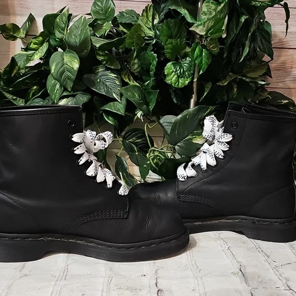 Dr. Martens x Sex Pistons Black